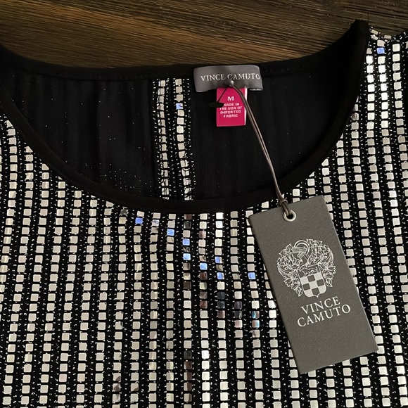 Vince Camuto Scoop Neck Shimmer Sleeveless Tank Top Medium NWT - Picture 2 of 10